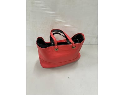 Designer Vault (A1004) - Lot 522