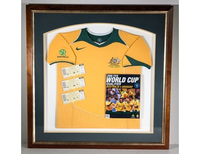 FRAMED AUSTRALIAN SOCCEROOS JERSEY - 2006 FIFA WOR...