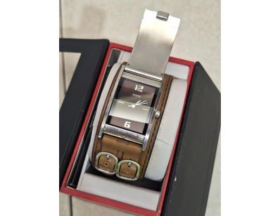 The Curio Collection (A996) - Lot 2020