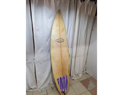 Surfboard 

Dimensions Approx H:14cm W:47cm D:192c...
