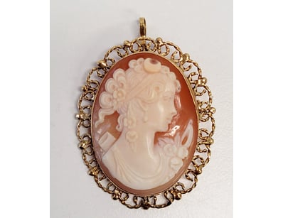 UNRESERVED Affordable Jewellery Valentines Spec... - Lot 602