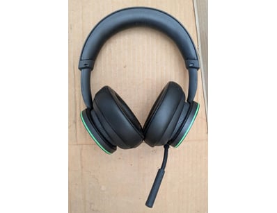 Home Entertainment, Audio & Computers (A988) - Lot 1521