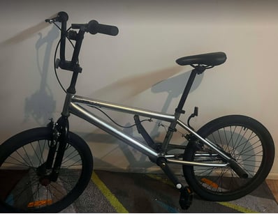 Sport, Leisure & Lifestyle (A985) - Lot 10