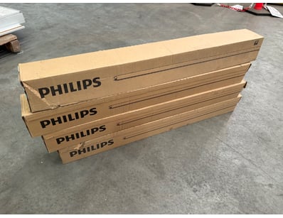 Sporting Gear, Home & Decor (WAA980) - Lot 104