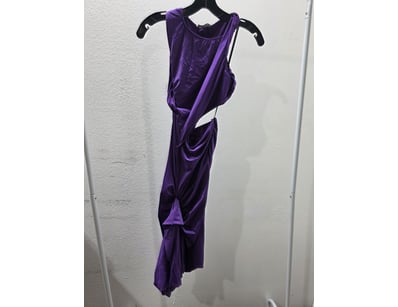 $1.2 Million Designer Fashion Retailer Liquidat... - Lot 245