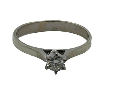 Luxury Pawnbroker Christmas Sale PART 2 (A984) - Lot 533