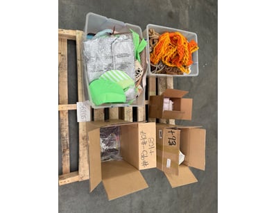 Sporting Gear, Home & Decor (WAA980) - Lot 106