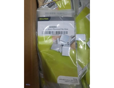Rolltrak, R3660, cross brace fly screen clip alum....