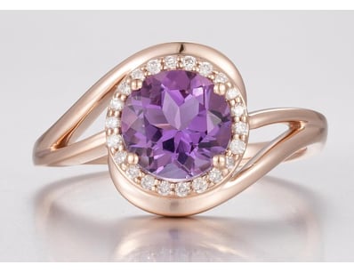 Affordable Jewellery Market Valentines Special... - Lot 1695