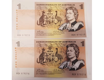 AUSTRALIAN $1 BANKNOTES , R73 (VF) 

CV : $18 EA...