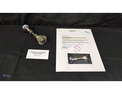 ELVIS PRESLEY'S MASTER BEDROOM DOOR KNOB FROM HILL...