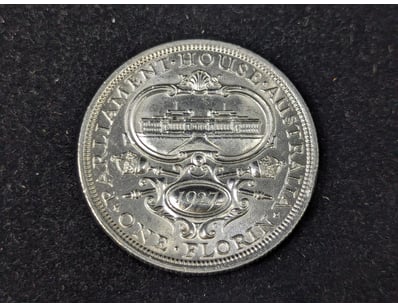 1927 AUSTRALIAN 8 PEARL PARLIAMENT HOUSE FLORIN
...