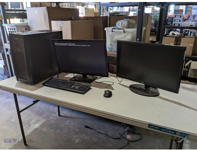 Desktop PC Computer with 2 x Screens

1 x LG Fla...