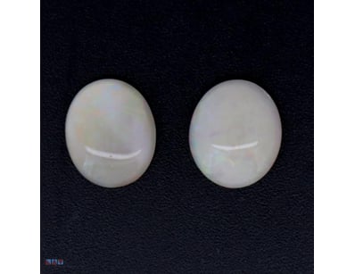 4.92CT TSW X 2, NATURAL AUSTRALIAN OPALS     

Ova...