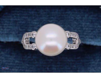 SOUTH SEA PEARL RING ON 925 SILVER - WITH CERTIFIC...