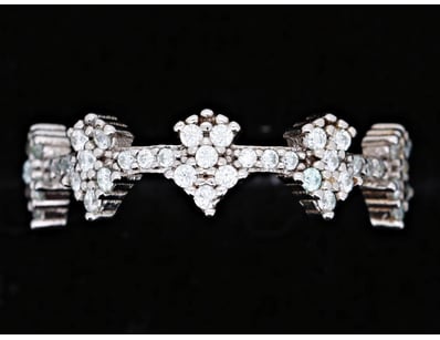 Thrift Shop (A980) - Lot 504