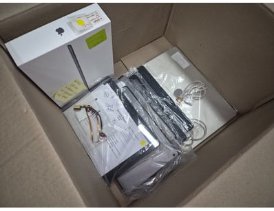 Dyson, Apple & Other Major Brand Reseller Liquid... - Lot 78