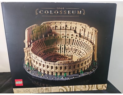 **UNRESERVED** LIFETIME COLLECTION OF LEGO PART... - Lot 729