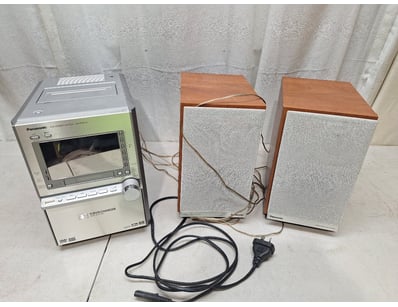 Home Entertainment, Audio & Computers (A1004) - Lot 530