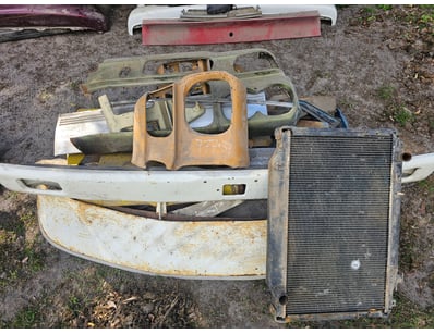 Assorted car parts

Sold as lot

Onsite

Locatio...