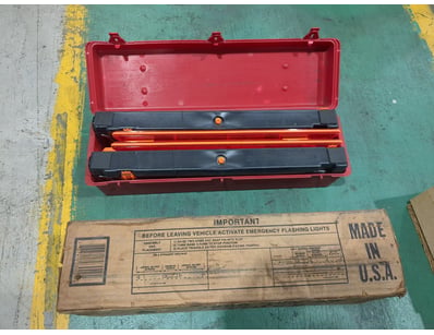 2x Emergency Triangle  Flare Kits

Sold As Lot