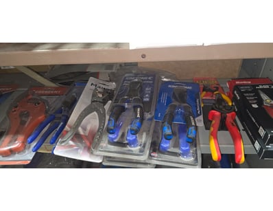 Distribution Business Equipment Liquidation (ON... - Lot 367