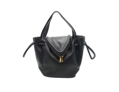 Designer Vault (A1004) - Lot 1000