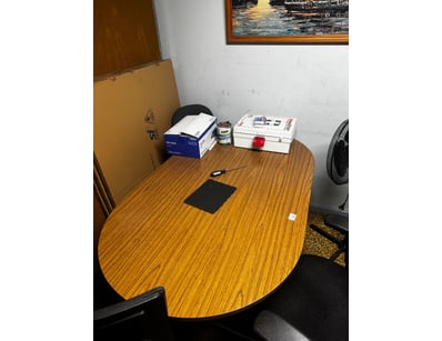 Distribution Business Equipment Liquidation (ON... - Lot 236