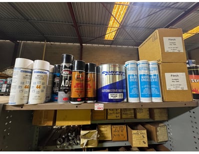 Distribution Business Equipment Liquidation (ON... - Lot 393