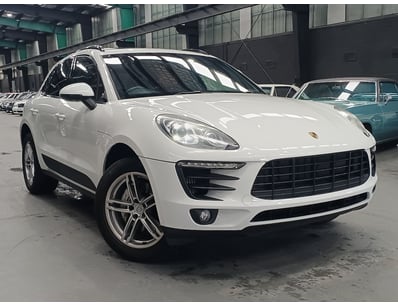 <b>2015 Porsche Macan S - White - 95,070km - 3.0L ...