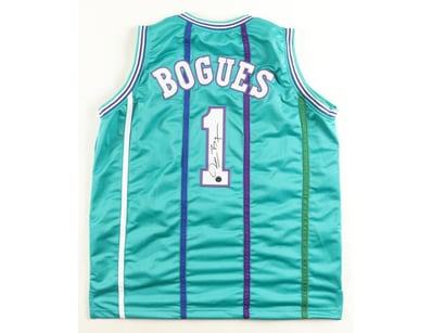 Mancave & Memorabilia (A991) - Lot 1103