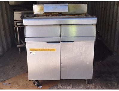 <b> NEW LISTING </b> - Fry Master, Double Bay, MJ2...