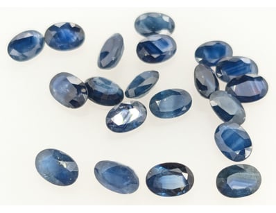 Gemstones for a Cause- Little Red Heart Charity ... - Lot 33