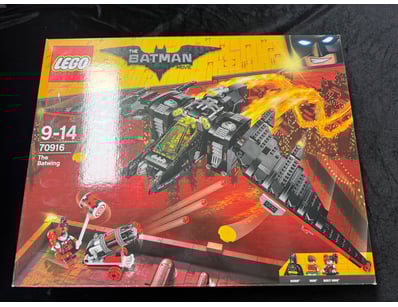 **UNRESERVED** LIFETIME COLLECTION OF LEGO PART... - Lot 643