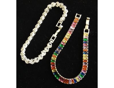 Thrift Shop (A977) - Lot 2160