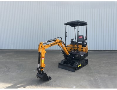 UNRESERVED Factory Direct - Machinery, Lawn Mower... - Lot 8