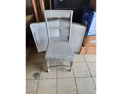 Outdoor wicker chair, grey finish.

Dimensions: 94...