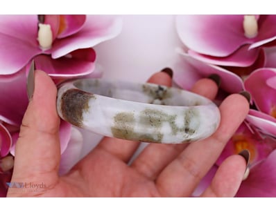 NATURAL BURMESE JADE BANGLE ON 925 SILVER - WITH C...