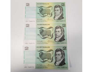 AUSTRALIAN $2 BANKNOTES , R86B (UNC) 

CV : $450...