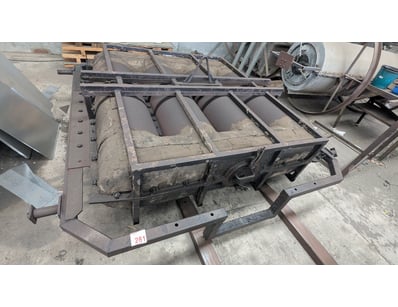 Mostly UNRESERVED POLY TANKs Manufacturer CLOSU... - Lot 281