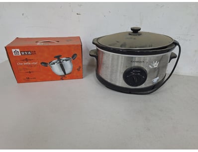 Kambrook slow cooker with stainless steel exterior...