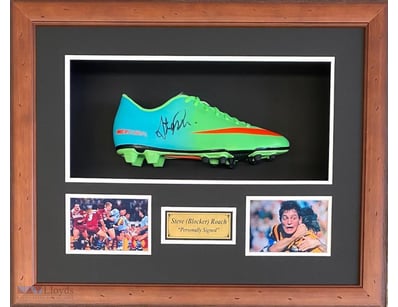 STEVE (BLOCKER) ROACH PERSONALLY SIGNED BOOT 

Box...