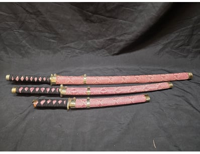 Antiques, Vintage & Interior Treasures (A1005) - Lot 802