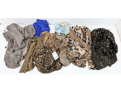 Entire Vintage Clothing Store Liquidation (ON11... - Lot 214