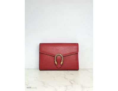 GUCCI RED DIONYSUS MINI CHAIN BAG 

Condition: 9.8...