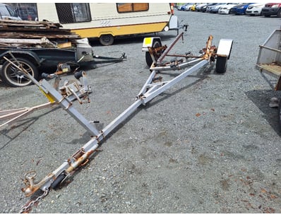 City of Gold Coast Abandoned Vehicles (ON4443) - Lot 31