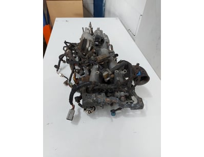 Used automotive engine assembly with complete fuel...