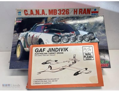 VINTAGE MODEL KIT COLLECTION - LANCIA STRATOS RALL...