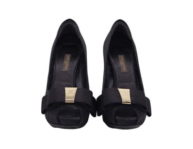 Designer Vault (A992) - Lot 1124