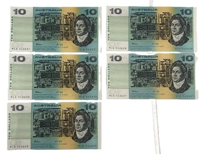 Luxury Pawnbroker Christmas Sale PART 1 (A984) - Lot 915